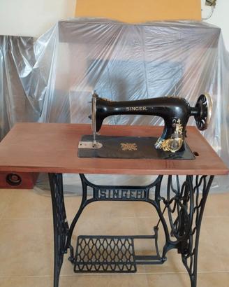Macchina da cucire SINGER inizio 1900 restaurata
