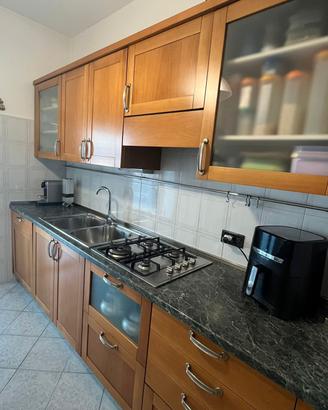 CUCINA IN CILIEGIO DI MARCA 