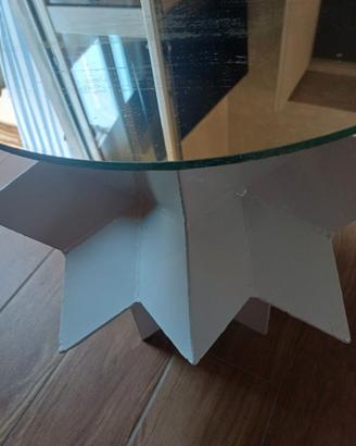Tavolino di vetro e ferro