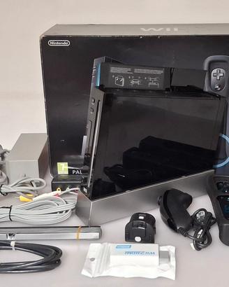 NINTENDO Wii nera in scatola con giochi