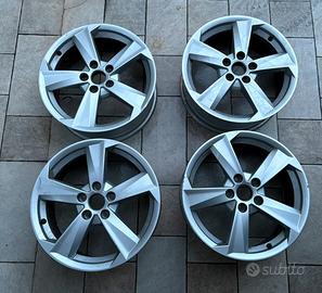 Set 4 Cerchi in Lega Originali Audi 17”