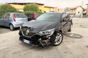 Renault Megane Mégane Sporter dCi 8V 110 CV EDC En