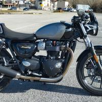 Triumph Street Cup 900