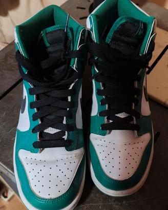 scarpe NIKE