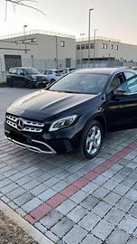 Mercedes-Benz GLA 180 Sport 122cv