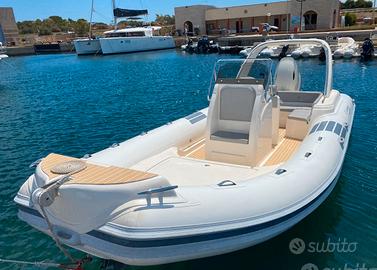 Battello nautica led 680 dinette