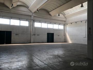 Castelnuovo del Garda(VR) capannone ALTA RED