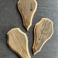 Tavolette in legno artigianali per trofei caccia