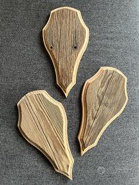 Tavolette in legno artigianali per trofei caccia