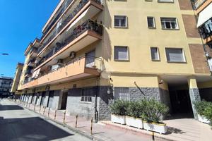 2 LOCALI A POMIGLIANO D'ARCO