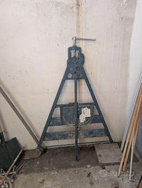 Cavalletto Idraulico per Filettature