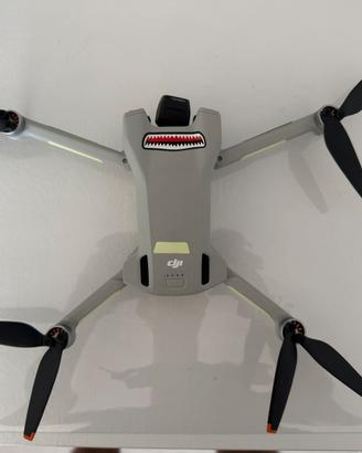 Dji mini 3 versione combo