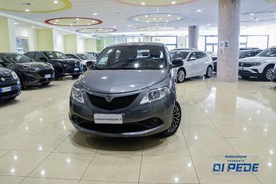 LANCIA Ypsilon 1.2 69 CV 5 porte Gold