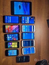 Lotto 11 telefoni + 1 tablet funzionanti 