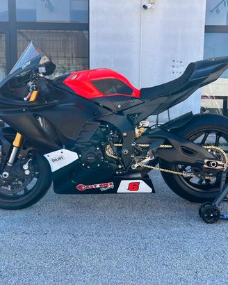 Yamaha YZF R1 GYTR