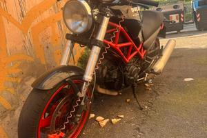 Ducati monster 695