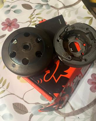 Campana e frizione originali Piaggio Liberty 4T