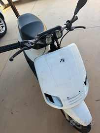 Piaggio zip