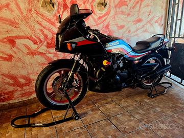 kawasaki GPZ 750 Unitrak