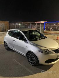 Ypsilon