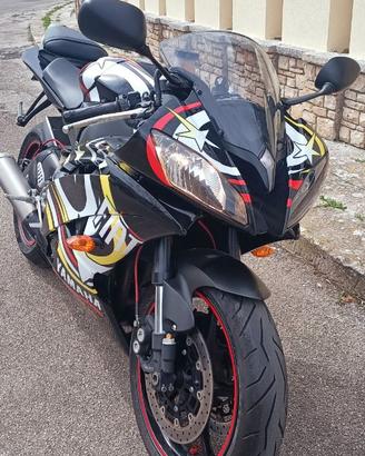 Yamaha yzf r6