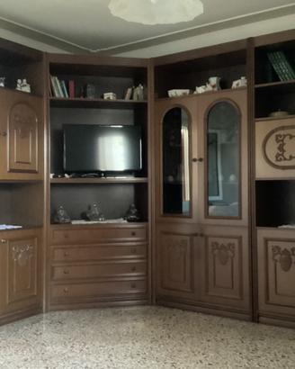 Credenza in noce