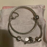Pandora