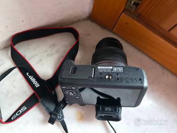 digital camera canon EOS R100