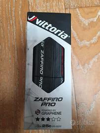 Copertone VITTORIA ZAFFIRO PRO Grafene G2.0 700x