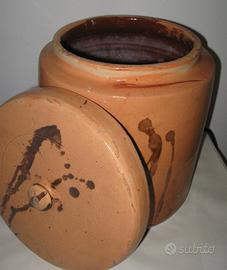 Orcio in terracotta anni '50 per olive cm. 26x30 h