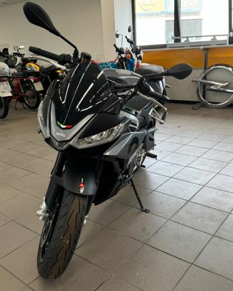 Aprilia Tuono 660