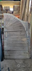 portone antico in Legno