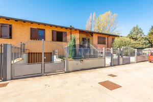 Villa a schiera - Oricola