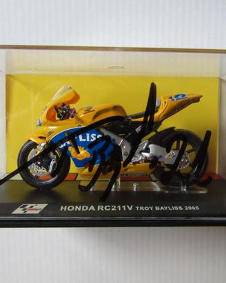 Modellino 1/24 Honda T. Bayliss con autografo