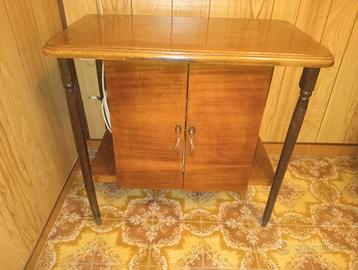 Mobiletto Vintage in Legno - Stile Anni '60/'70 -