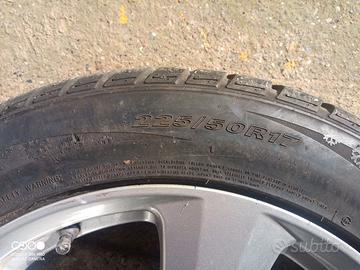 Ruote complete cerchi 17 con gomme invernali