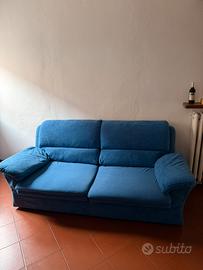 Divani blu 2 e 3 posti – comodi e solidi – usati