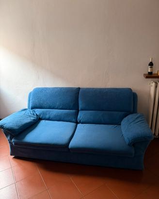 Divani blu 2 e 3 posti – comodi e solidi – usati