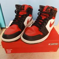 Jordan 1 mid 