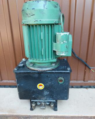 Centralina idraulica motori elettrici compressore 