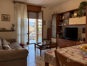 Trilocale con terrazzo - Ome