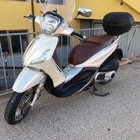 Piaggio Beverly 300 i.e