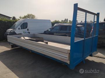 Pianale cassone aperto usato per furgone