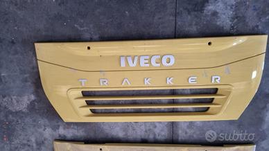 IVECO SPORTELLO ANTERIORE