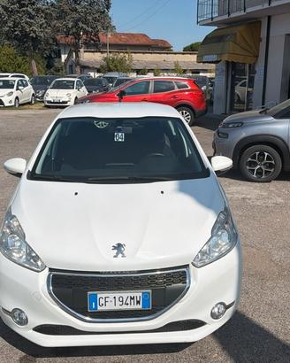 Peugeot 208 1.2 VTi 82 CV 5 porte Access