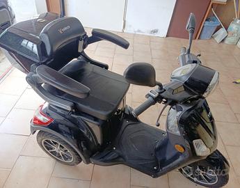 Scooter elettrico Veleco Draco