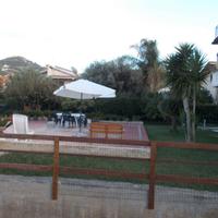 C.d'Orlando, piano terra con giardino, si animali