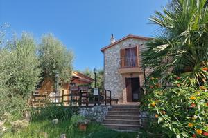 Casale a Amelia