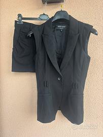 Completo nero gilet + minigonna Denny Rose Tg. M