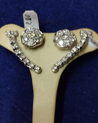 ORECCHINI DIAMANTI in oro 18 kt